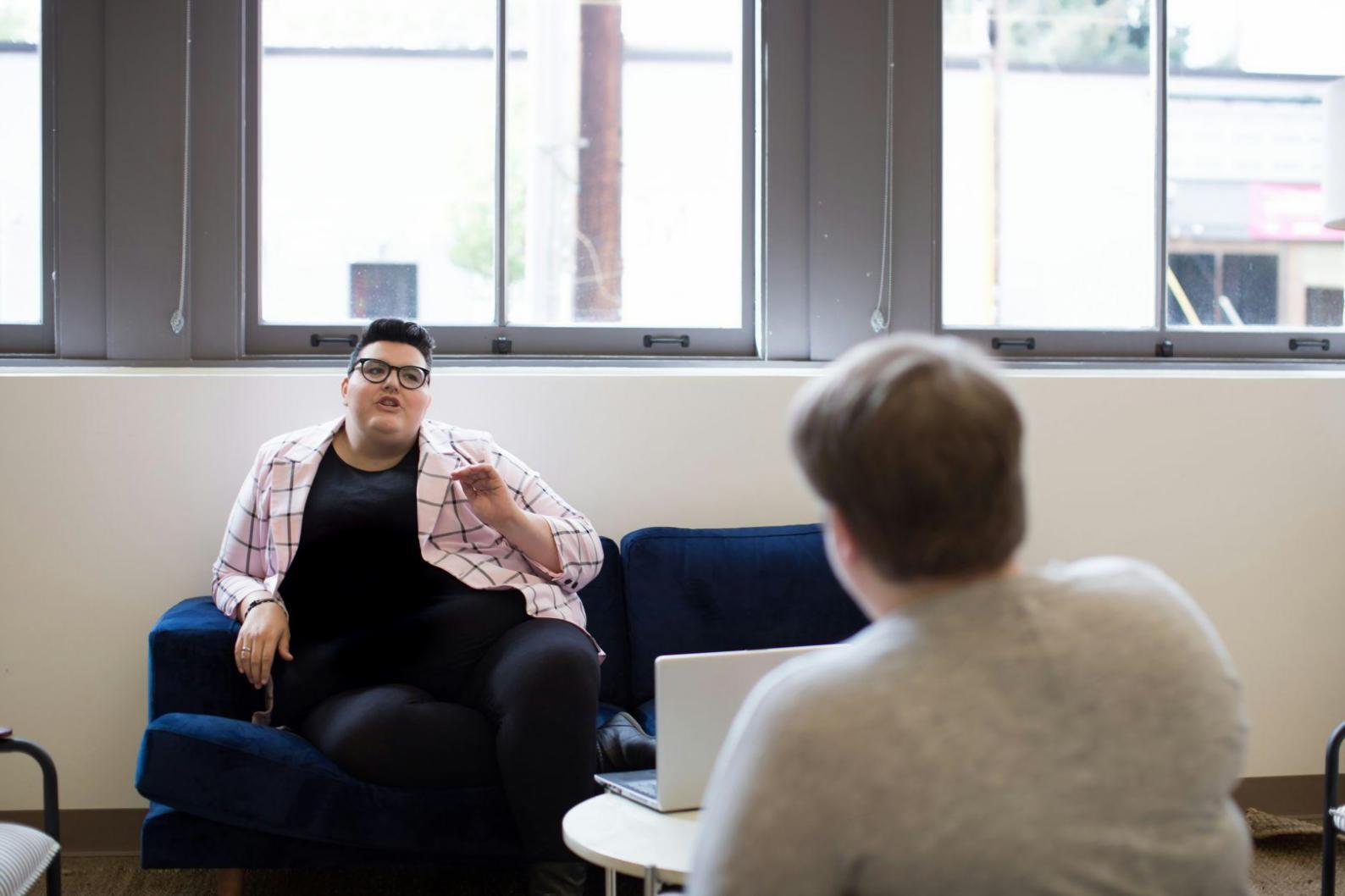 Espacio de trabajo colaborativo donde organizamos estrategias financieras personalizadas